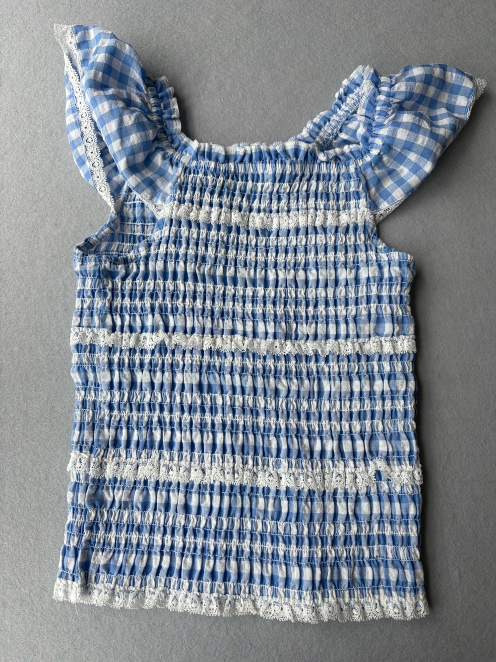 Amy Byer Blue and White Gingham Smocked Flutter Sleeve Top Girls Sz 7-8